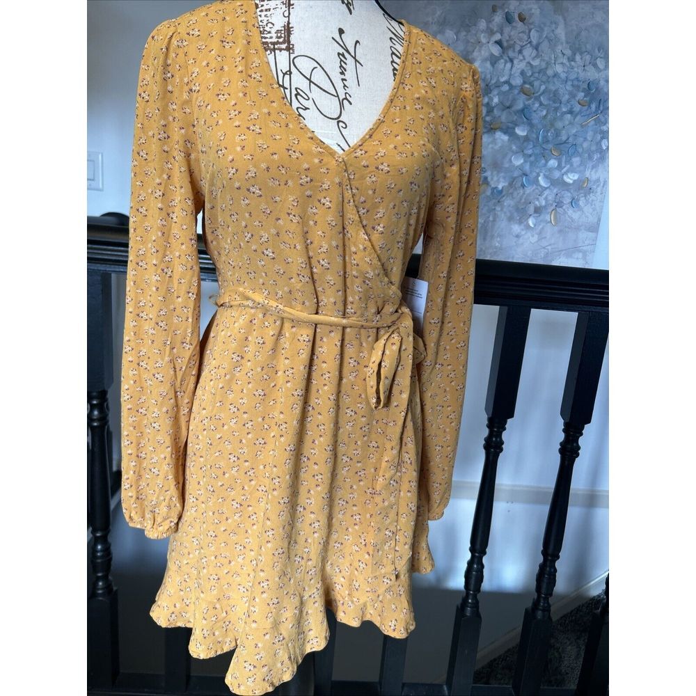 SO Dress Juniors Med Yellow Floral Long Sleeve Belted Faux Wrap Ruffle V Neck